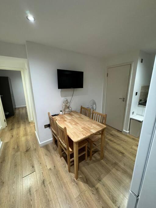 Cozy Apartment - 5 Min From Camden Market Hw7 Londra Exterior foto