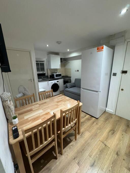 Cozy Apartment - 5 Min From Camden Market Hw7 Londra Exterior foto